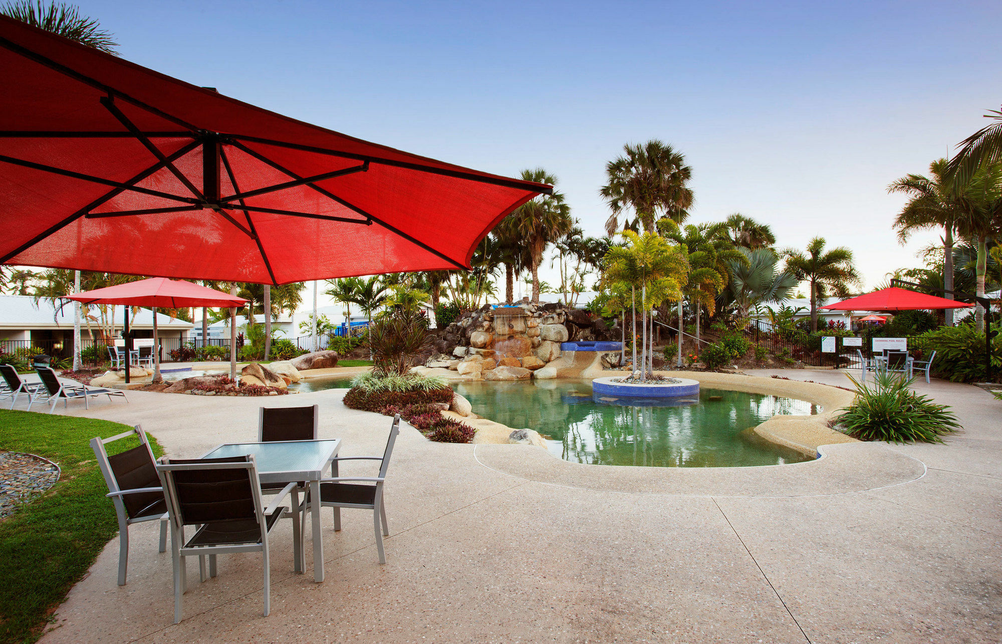 Mission Beach Resort Exterior photo