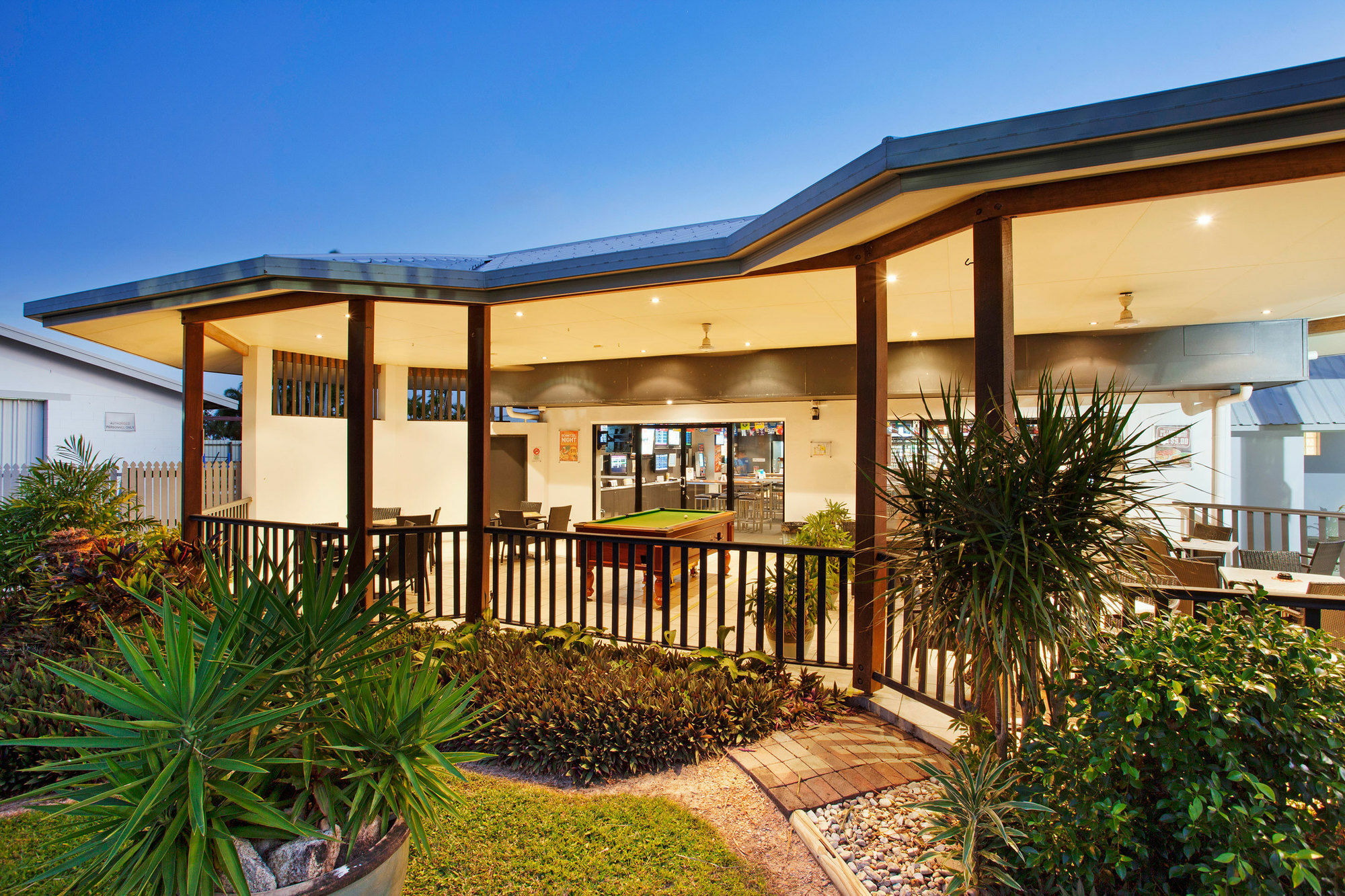 Mission Beach Resort Exterior photo