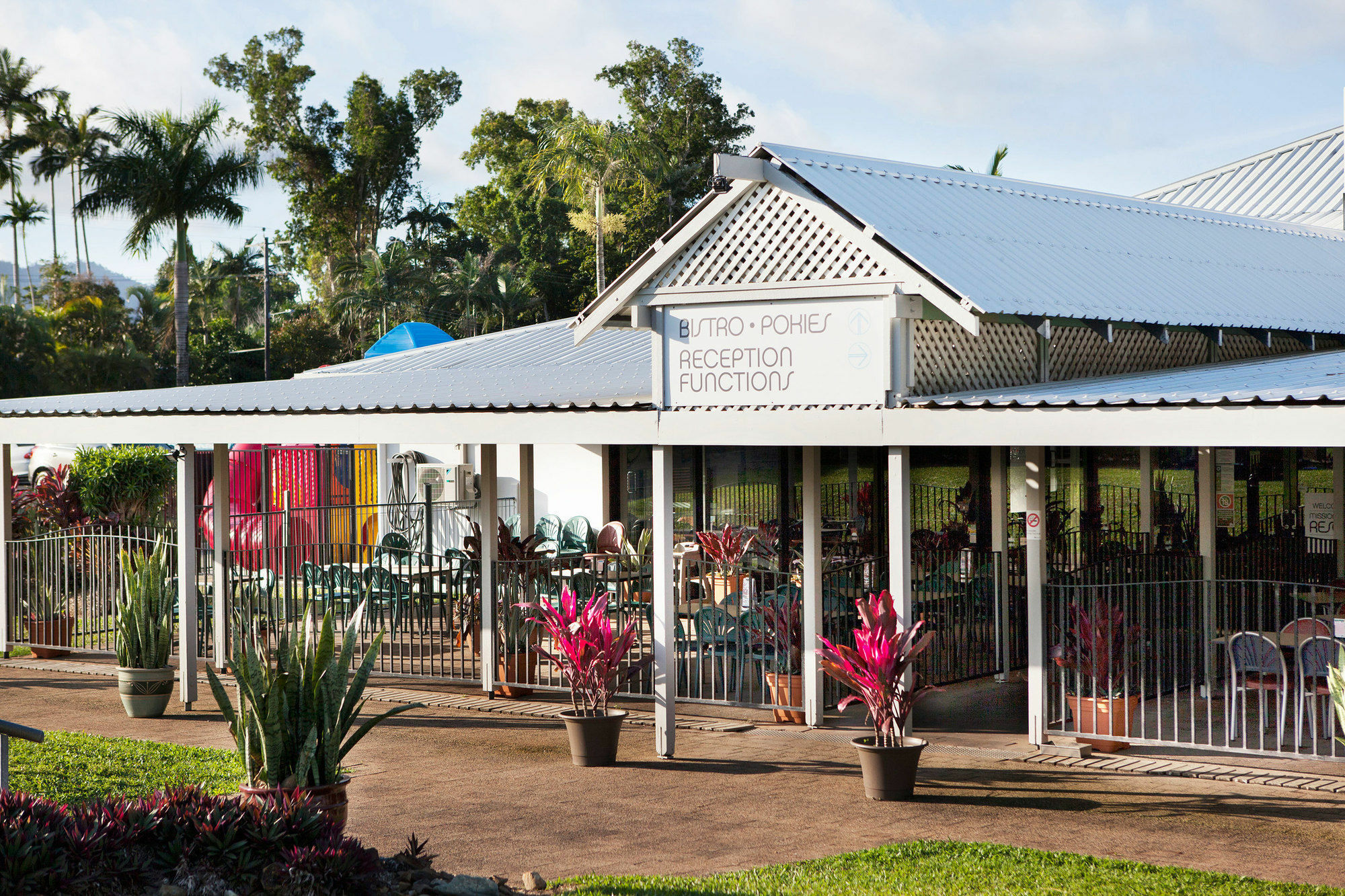 Mission Beach Resort Exterior photo