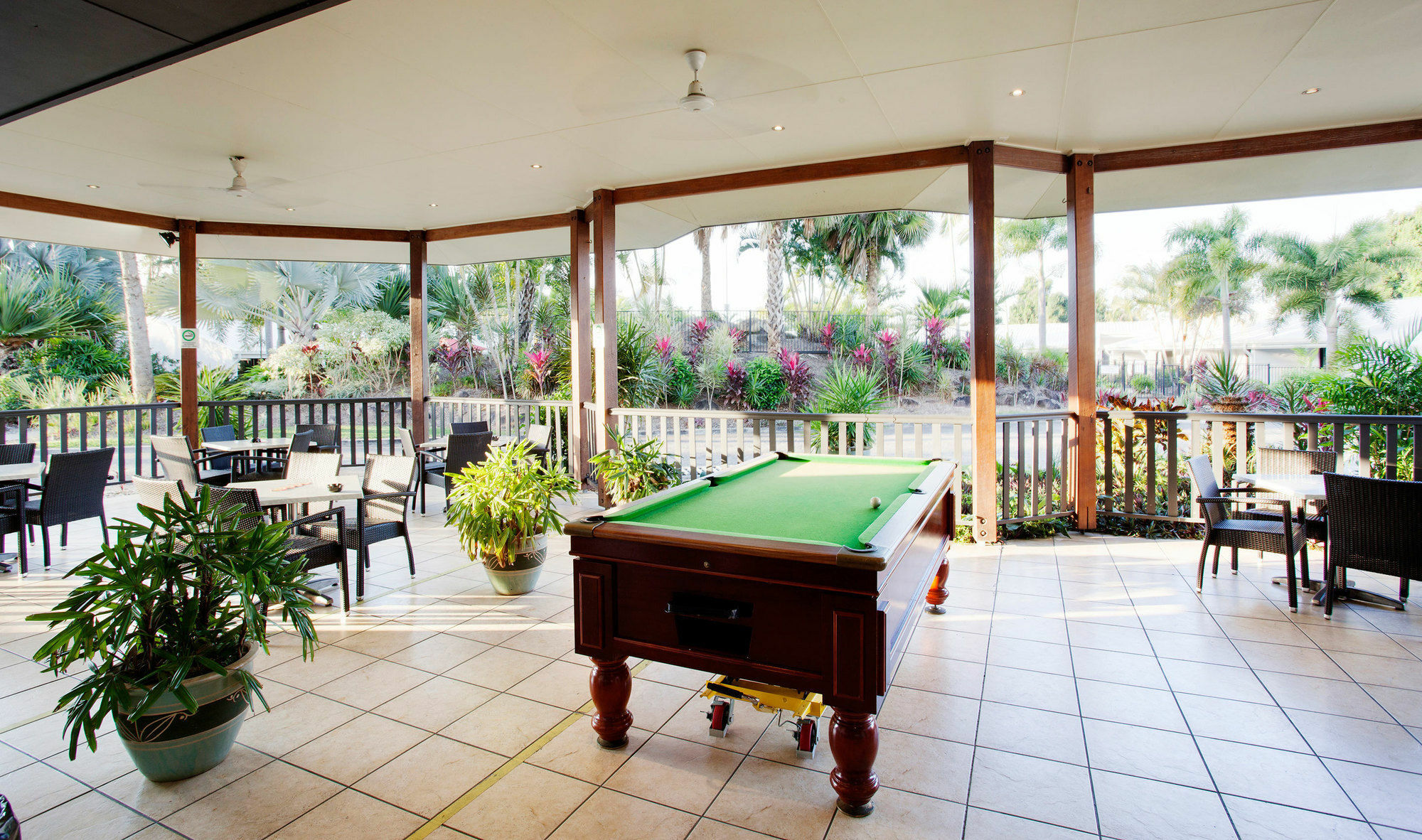 Mission Beach Resort Exterior photo