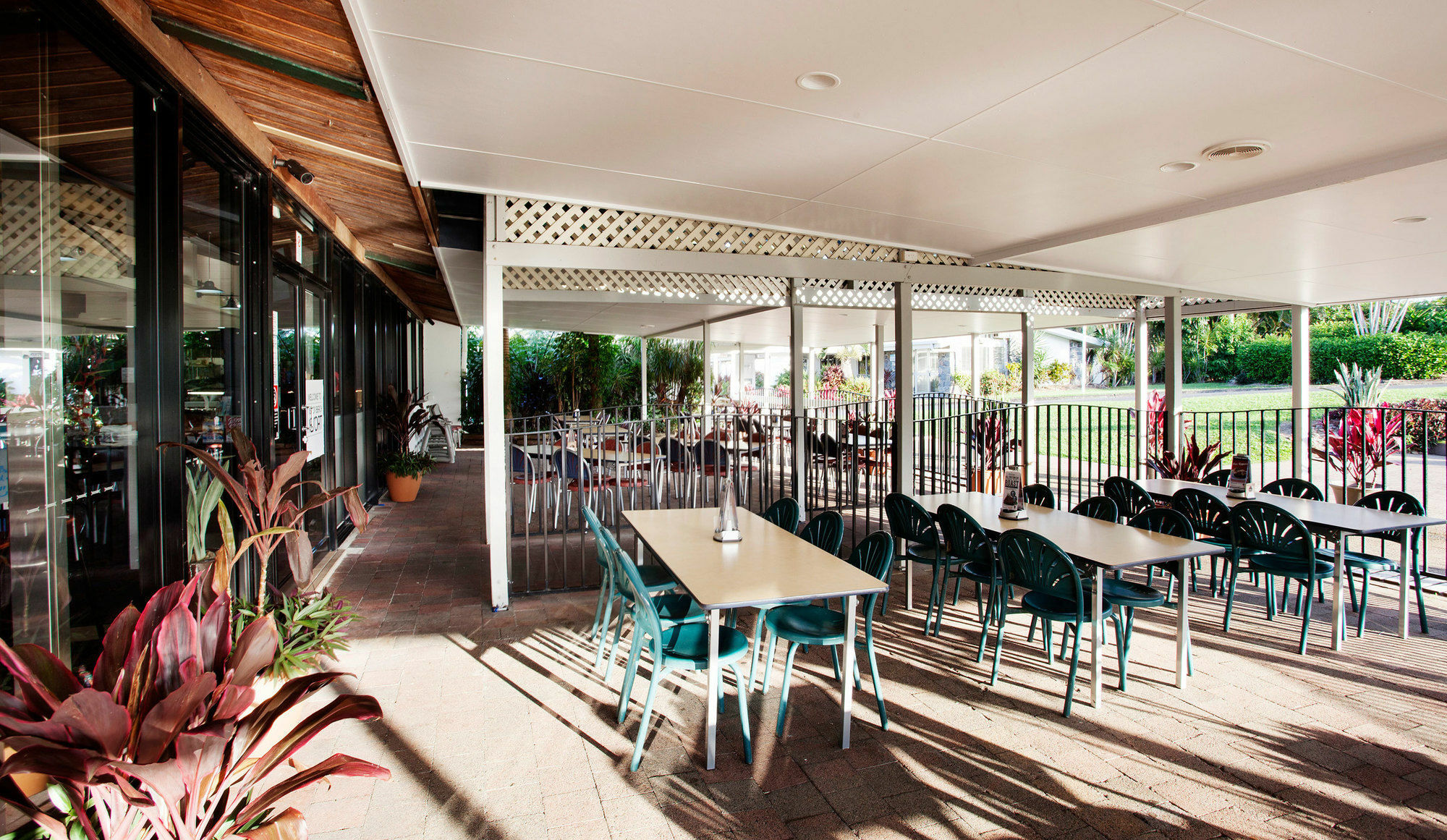 Mission Beach Resort Exterior photo
