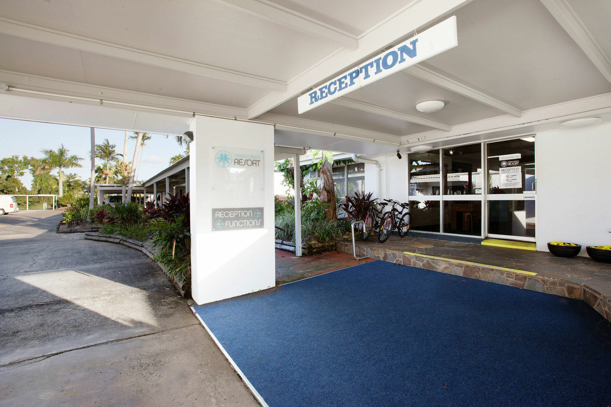 Mission Beach Resort Exterior photo