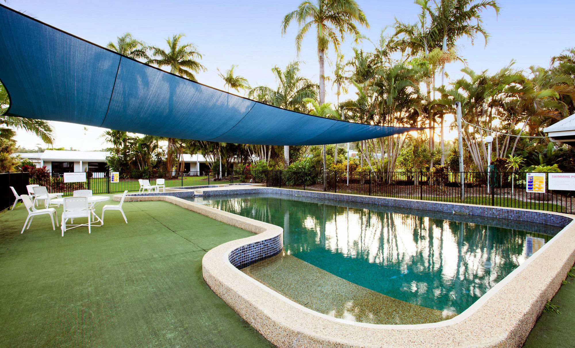 Mission Beach Resort Exterior photo